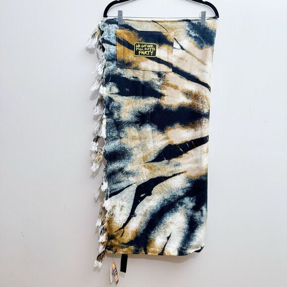 NEW Outer Banks X Volcom Pogue Party Blanket Tie Dye Tassel Y2K Beach Netflix - Picture 2 of 7